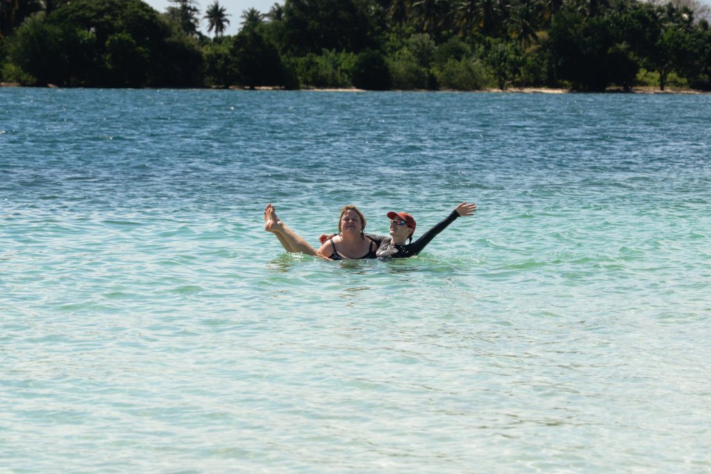 gili nanggu sudak kedis snorkelling tour gili nanggu tour fishing huts water at Gili Nanggu Gili Sudak and Gili Kedis